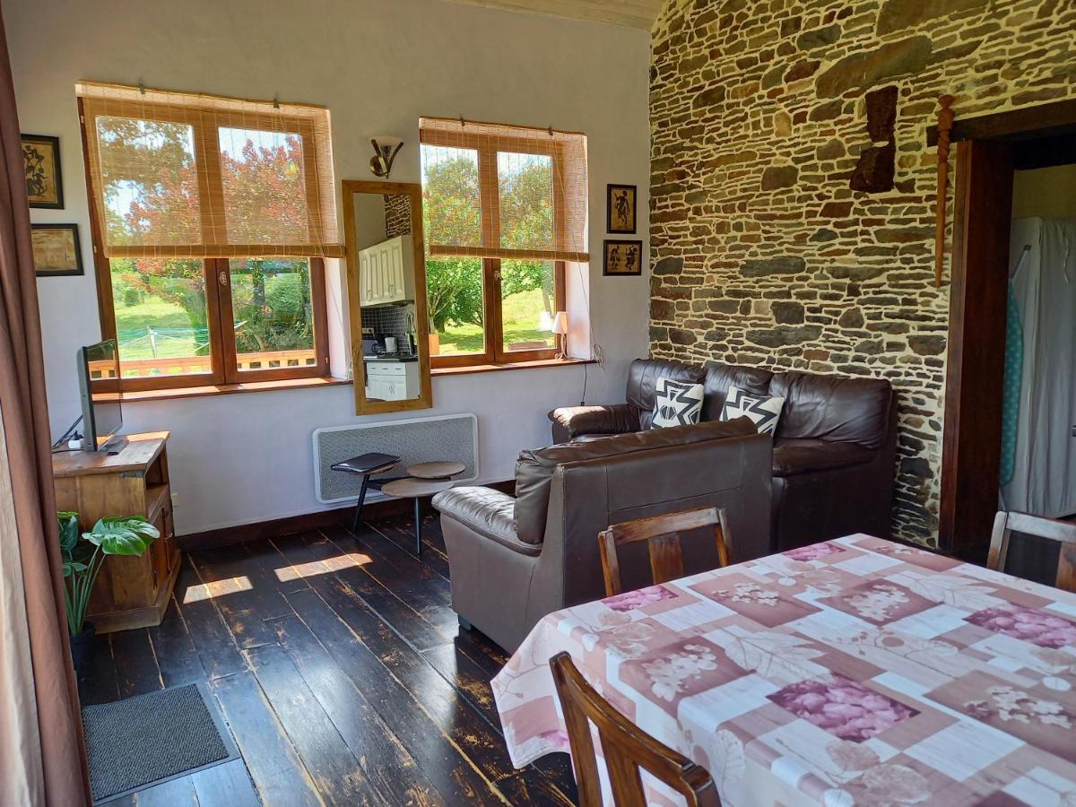 La Gasteboisiere With Swimming Pool And Games Room Le Mesnil-Adelee Экстерьер фото